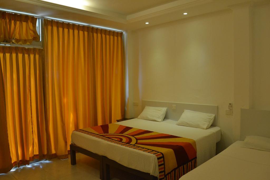 Villa Jayananda Dikwella Sur Habitación foto